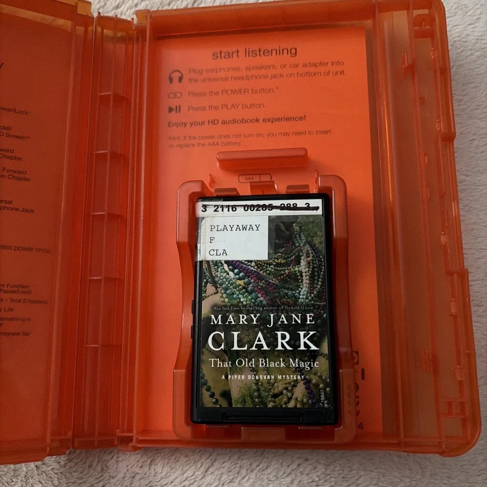 Playaway Audiobook Ex Library - That Old Black Magic By Mary Jane Clark